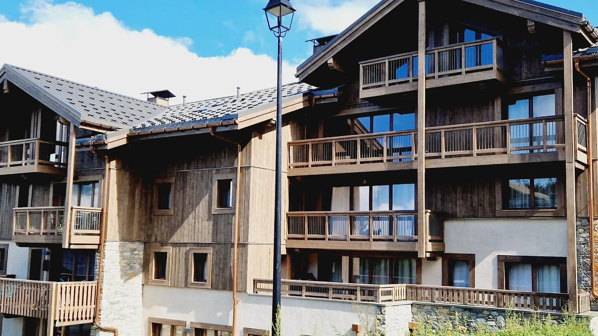 Charmant Appartement Au Coeur De Montalbert Avec Balcon Et Parking Prive, Proche Des Pistes - Fr-1-755-33 La Plagne Apartment